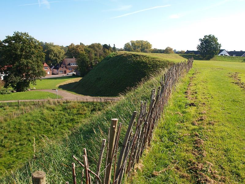 File:Oldenburger Wall - panoramio.jpg